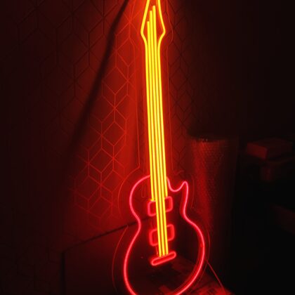 LED neona ģitāra