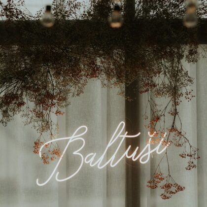 LED neona uzraksts "Baltuši"